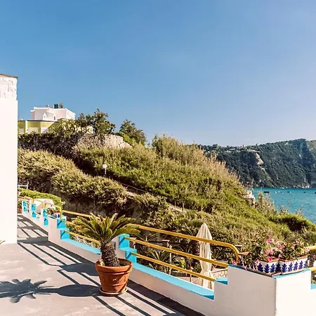 Cava Dell'isola Forio di Ischia