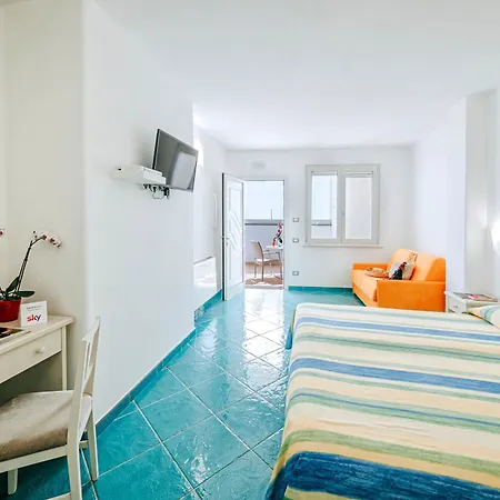 Cava Dell'isola 3* Forio di Ischia